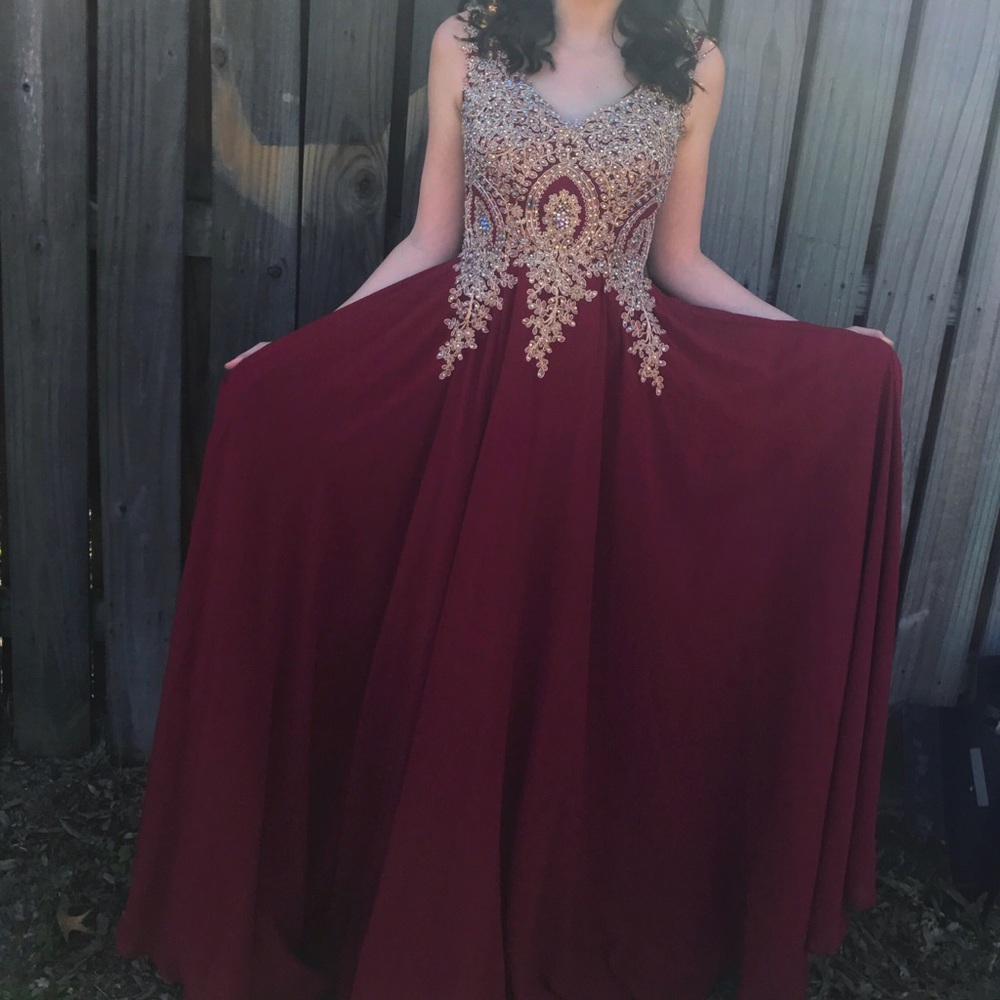 Red prom dress